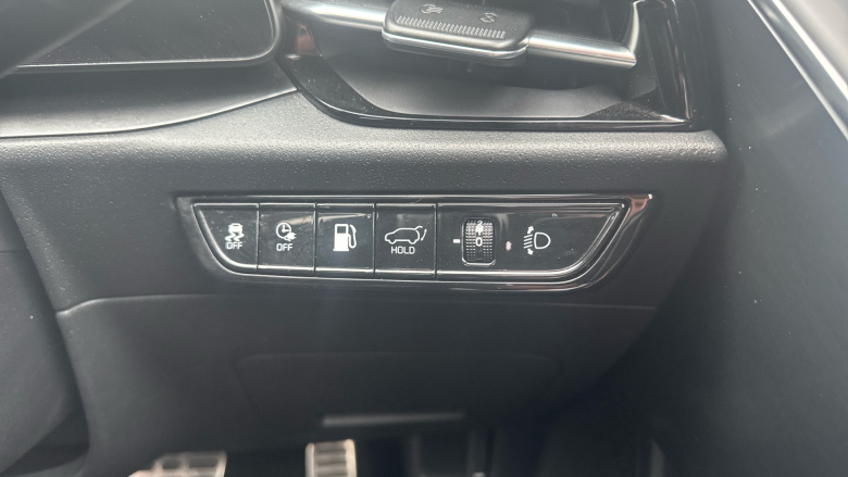 Kia Niro 1.6 GDi 168 PHEV 4 5dr DCT Estate